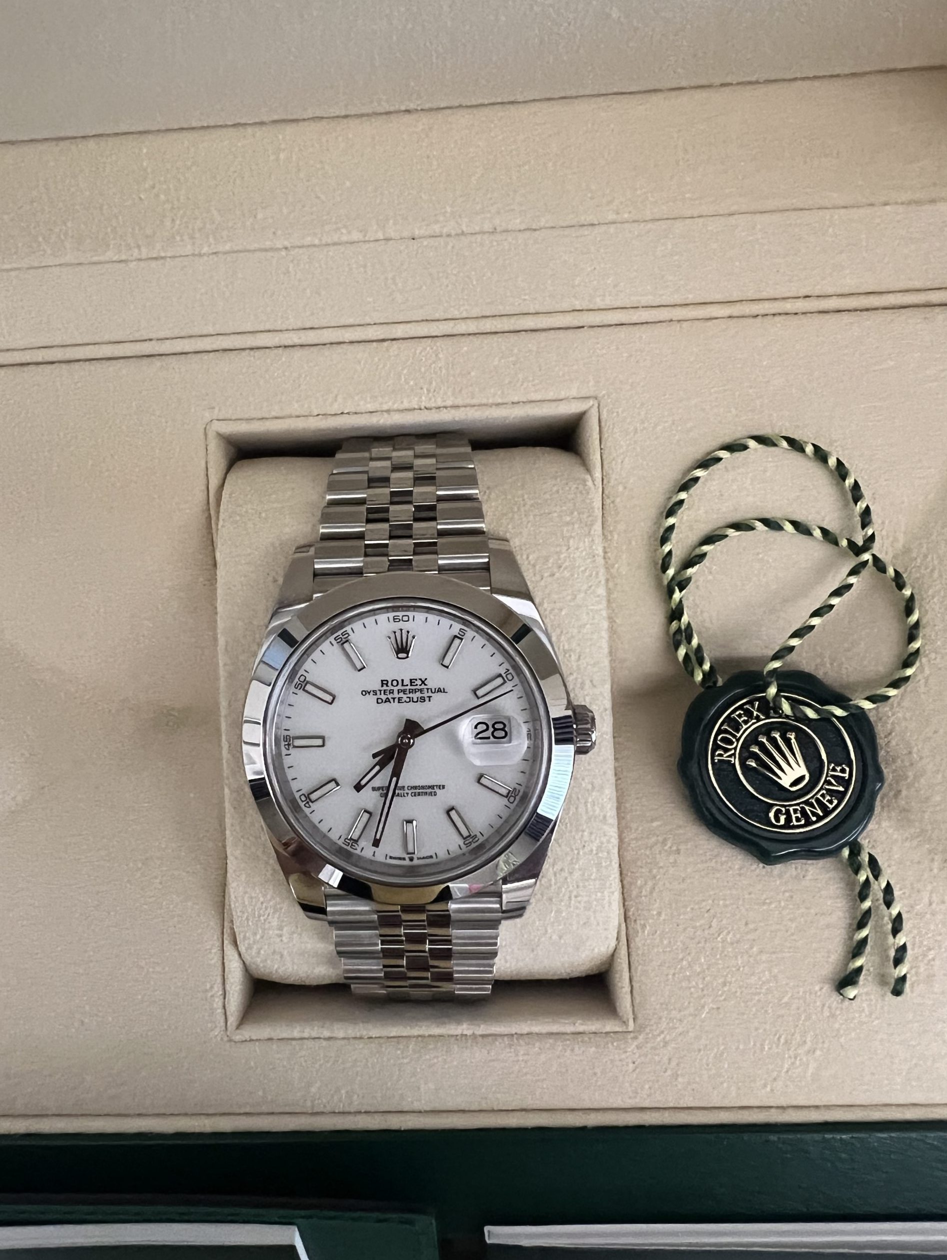 Datejust oyster perpetual online 41